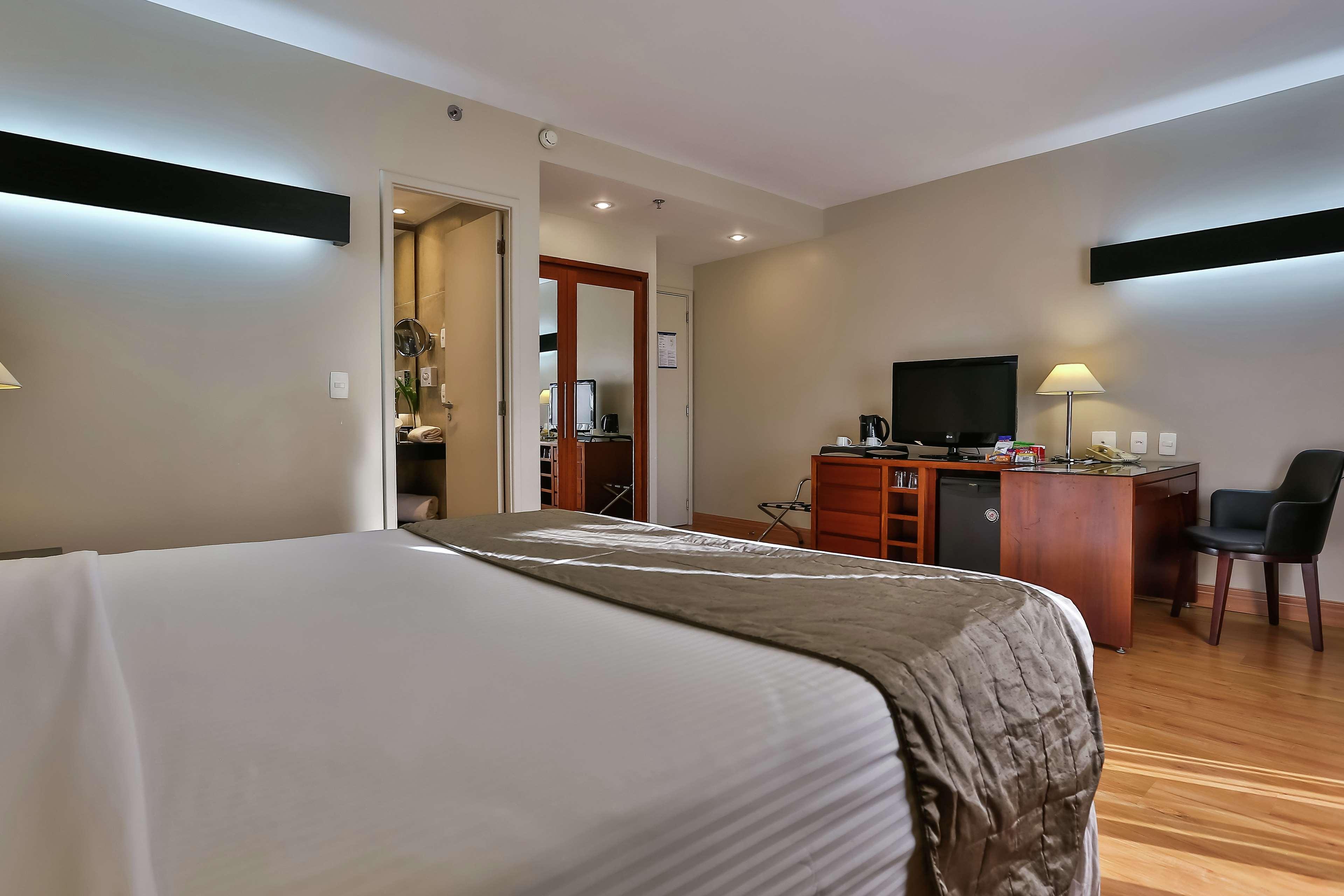 Double Tree By Hilton Sao Paulo Itaim Hotel Exterior photo A room at the hotel